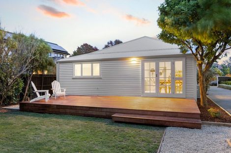 Photo of property in 12 Mays Road, St Albans, Christchurch, 8052