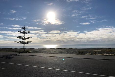 Photo of property in 97 The Esplanade, Westshore, Napier, 4110