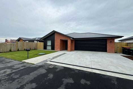 Photo of property in 7 Perks Drive, Halswell, Christchurch, 8025