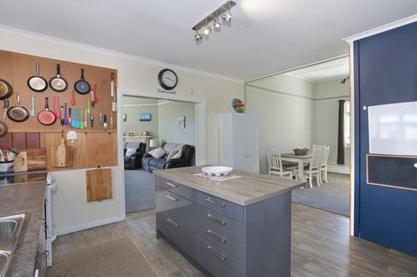 Photo of property in 12 High Street, Bulls, 4818