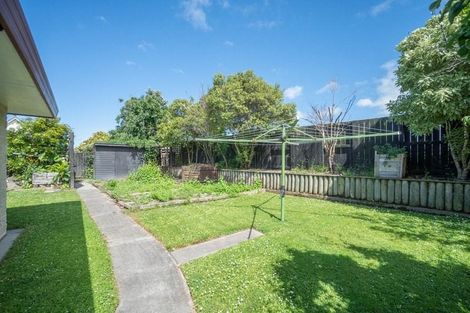 Photo of property in 120 John F Kennedy Drive, Milson, Palmerston North, 4414