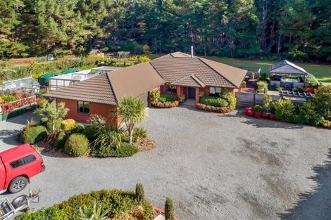 Photo of property in 92 Katherine Mansfield Drive, Whitemans Valley, Upper Hutt, 5371