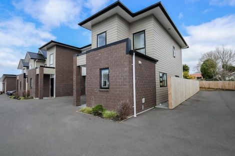 Photo of property in 4/28 Mahoe Street, Melville, Hamilton, 3206