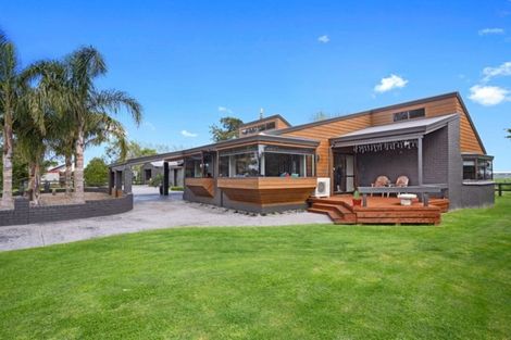 Photo of property in 32 Hauraki Road, Orongo, Thames, 3574