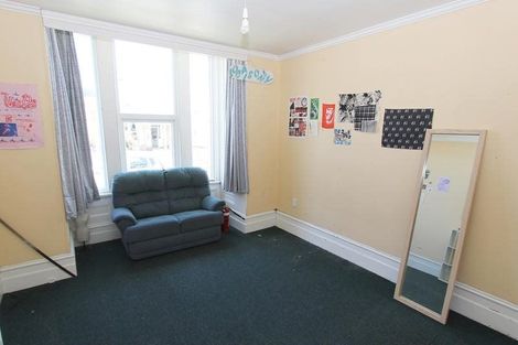 Photo of property in 120 Harbour Terrace, North Dunedin, Dunedin, 9016