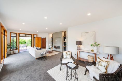 Photo of property in 17a Lincoln Terrace, Hokowhitu, Palmerston North, 4410