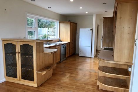 Photo of property in 82 Tannadyce Street, Strathmore Park, Wellington, 6022