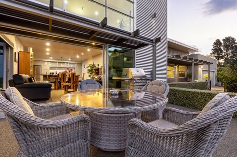 Photo of property in 84b Carrington Street, Lower Vogeltown, New Plymouth, 4310