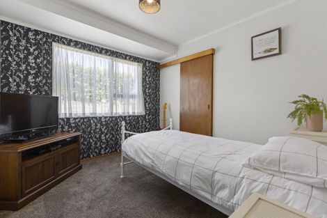 Photo of property in 192 Mangorei Road, Merrilands, New Plymouth, 4312