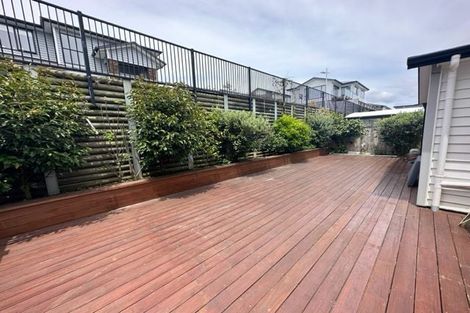 Photo of property in 4 Turutu Place, Long Bay, Auckland, 0630