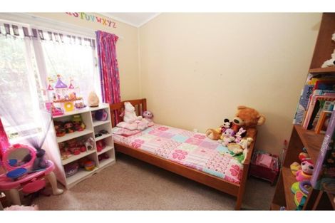Photo of property in 15 Park Estate Road, Rosehill, Papakura, 2113