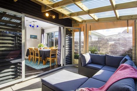 Photo of property in 61b Dickson Road, Papamoa Beach, Papamoa, 3118