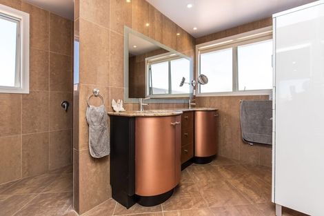 Photo of property in 53 Palm Beach Boulevard, Papamoa Beach, Papamoa, 3118