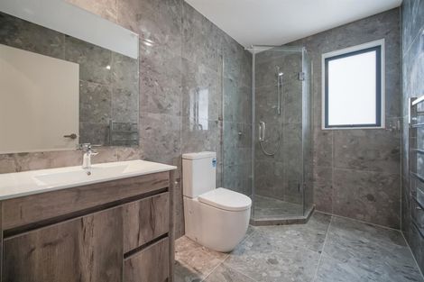 Photo of property in 42 Holcroft Street, Papakura, 2110