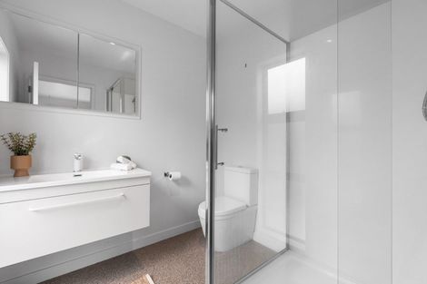 Photo of property in 28 Puhirake Crescent, Pyes Pa, Tauranga, 3112