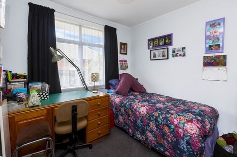 Photo of property in 2/15 Clouston Park Road, Ebdentown, Upper Hutt, 5018