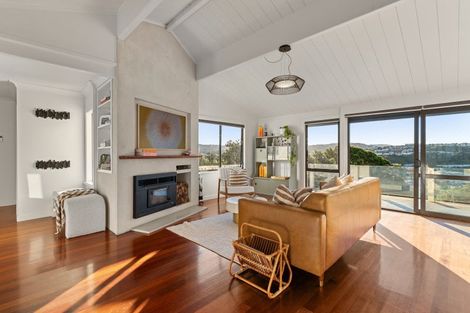 Photo of property in 147 Seatoun Heights Road, Miramar, Wellington, 6022