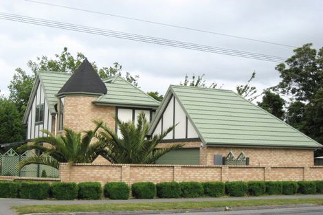 Photo of property in 130 Withells Road, Avonhead, Christchurch, 8042