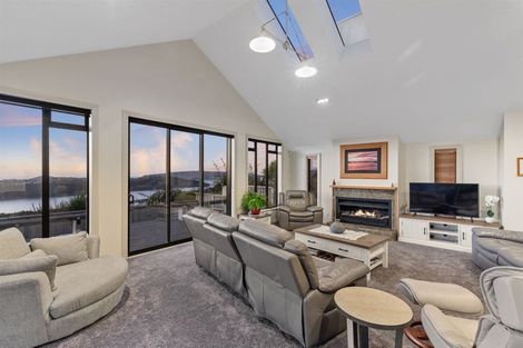 Photo of property in 16 Kahurangi Heights, Aotea, Porirua, 5024