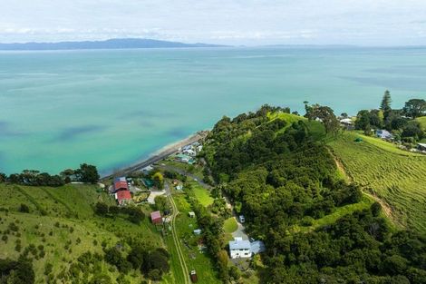 Photo of property in 142a Thames Coast Sh25 Road, Whakatete Bay, Thames, 3575
