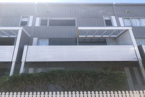 Photo of property in 2/37 Daniell Street, Newtown, Wellington, 6021