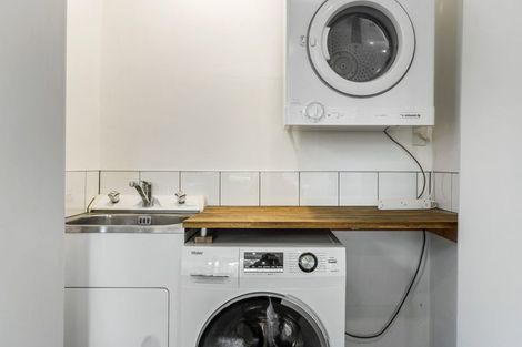 Photo of property in 1/51 Larne Avenue, Pakuranga Heights, Auckland, 2010