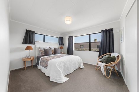 Photo of property in 620b South Road, Oakura, 4314