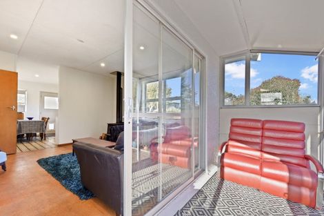 Photo of property in 2/103 Parkers Road, Tahunanui, Nelson, 7011