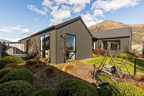 Photo of property in 5 Peppercorn Terrace, Lower Shotover, Queenstown, 9304