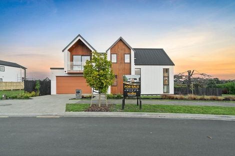 Photo of property in 28 Catalina Avenue, Rosehill, Papakura, 2113