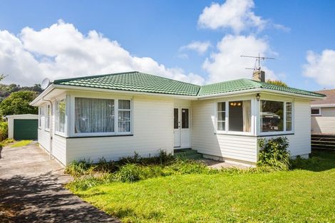 Photo of property in 148 Main Road, Tawa, Wellington, 5028