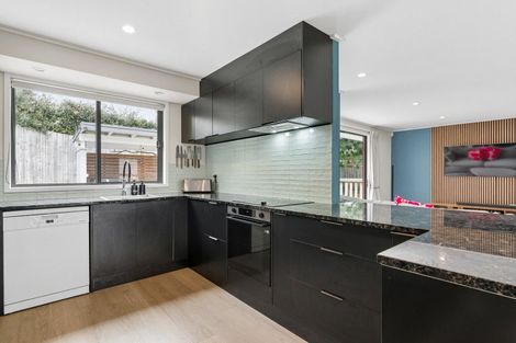 Photo of property in 43 Arthur Street, Riverhead, 0820