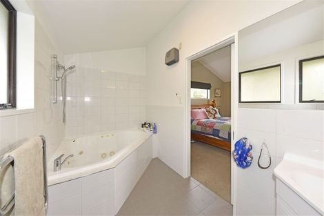 Photo of property in 50c Karnak Crescent, Russley, Christchurch, 8042