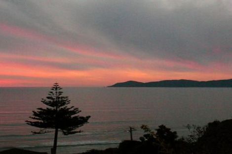 Photo of property in 19 The Crescent, Raumati South, Paraparaumu, 5032