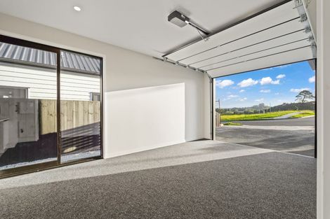 Photo of property in 98 Huanui Drive, Wainui, 0992