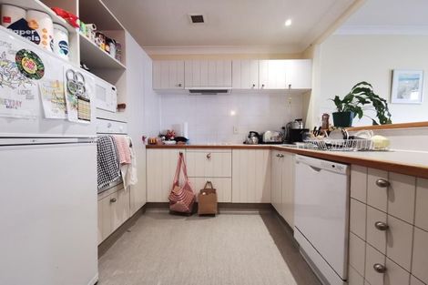 Photo of property in Kelvin House, 5h/16 The Terrace, Wellington Central, Wellington, 6011