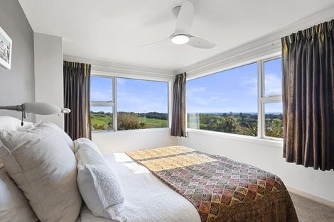 Photo of property in 62 Atkinson Road, Hurworth, New Plymouth, 4371