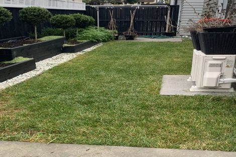 Photo of property in 29d Eastview Road, Glen Innes, Auckland, 1072