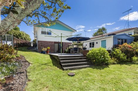 Photo of property in 62 Mcdowell Crescent, Hillcrest, Auckland, 0627
