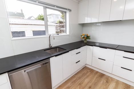 Photo of property in 8 Abilene Crescent, Churton Park, Wellington, 6037