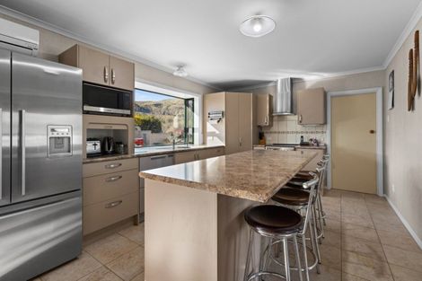 Photo of property in 5 Ellis Wallace Road, Eskdale, Napier, 4182