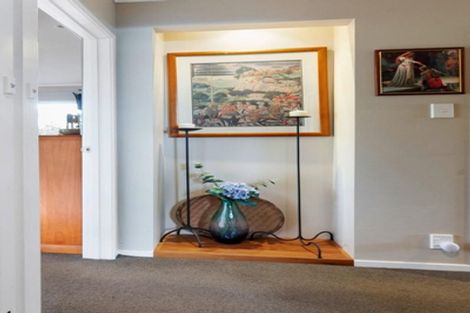 Photo of property in 28 Newham Place, Henderson, Auckland, 0612