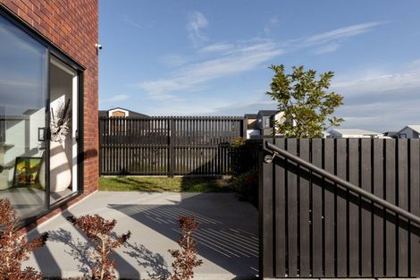 Photo of property in 20 Atutahi Lane, Papamoa, 3118