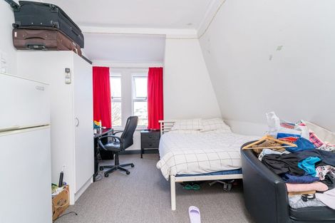 Photo of property in 39 Royal Terrace, Dunedin Central, Dunedin, 9016