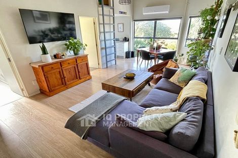 Photo of property in 2/2 New Street, Hamilton East, Hamilton, 3216