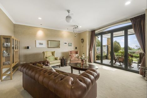 Photo of property in 45a Medhurst Road, Bombay, 2675