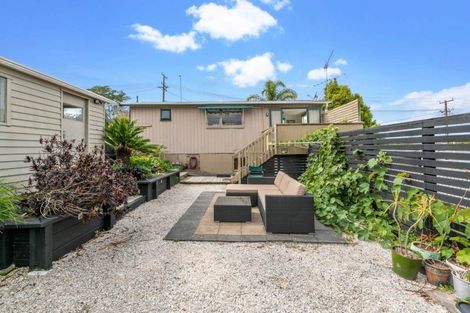 Photo of property in 23 Penton Road, Stanmore Bay, Whangaparaoa, 0932