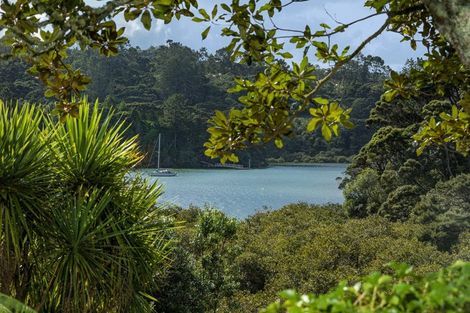 Photo of property in 12 Oratau Place, Greenhithe, Auckland, 0632