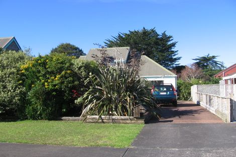 Photo of property in 6 Bannings Way, Hobsonville, Auckland, 0618