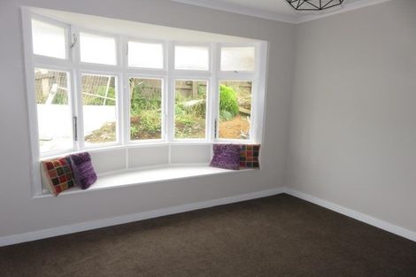 Photo of property in 81 Moorefield Road, Johnsonville, Wellington, 6037